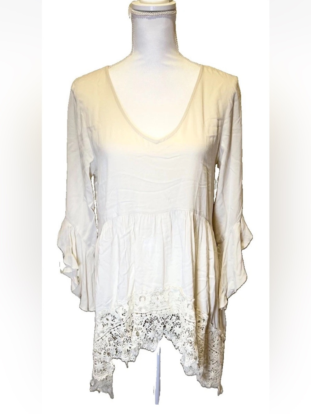 Cupio Cream Crochet Lace Trim Asymmetric Ruffled Bell Sleeve Peasant Blouse L